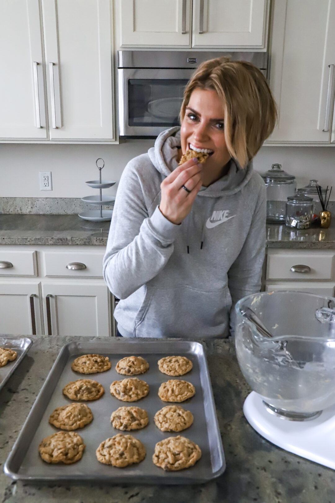 Chewy Oatmeal Chocolate Chip Cookies – Recipes By Val